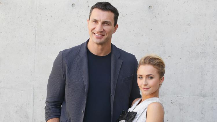 357d0848-ee74-4d1e-a0ed-f8a2f0b86f86 Wladimir Klitschko rend hommage à Hayden Panettiere après son décès