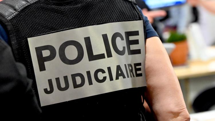 364694a0-0689-4197-933d-2dfadc967c04 Une employée déjoue un braquage dans un bureau de change à Paris