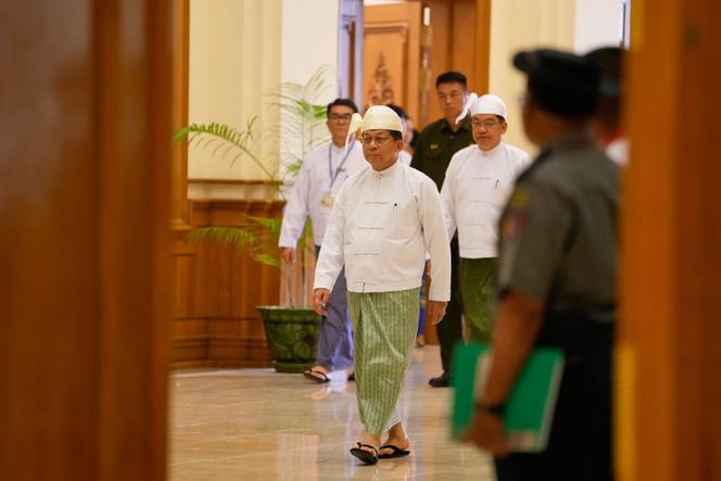 374e82c4-7d20-4964-8d4f-41bc94c14c53 Le président birman Min Aung Hlaing renforce ses alliances en Thaïlande