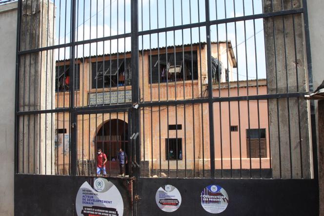 3f58d347-7bc7-4359-a72c-8ece0ecefd06 Arrestation de Deux Réalisateurs Français au Togo