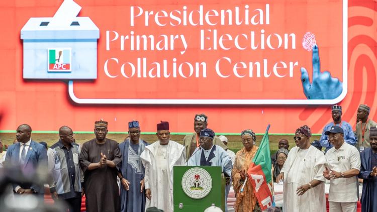4a5c66ab-967f-4b2f-b4b1-72354e09116d Élections présidentielles au Nigéria : défis économiques et sécuritaires