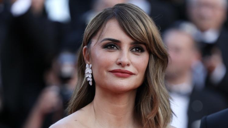 590f286c-03e9-4b8b-9e3b-12f3c107b268 Pénélope Cruz, une nouvelle image pour ses enfants grâce à Bad Bunny
