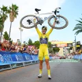 Demi Vollering triomphe sur le Tour de France Femmes 2026