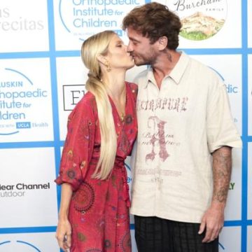 5e28c8f0-75fb-4e7d-89d6-851e1f1beda8 AnnaLynne McCord suscite des réactions en lançant une cagnotte pour son mariage