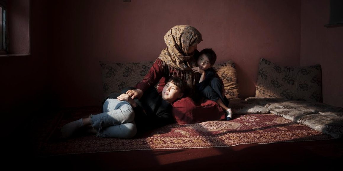 6361e8d1-53e5-4729-9826-499dd253a2eb La situation des femmes en Afghanistan sous le régime taliban