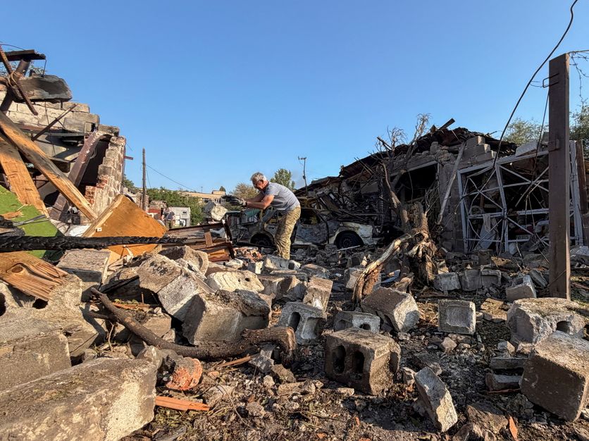 Aftermath of a Russian attack in Zaporizhzhia Guerre en Ukraine : Dernières informations et menaces de Vladimir Poutine