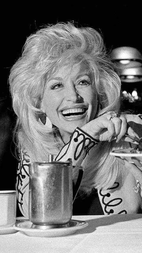 657c249b-a04c-472b-9d91-83f8b5af80f6 Dolly Parton, défenseure des droits LGBTQ+