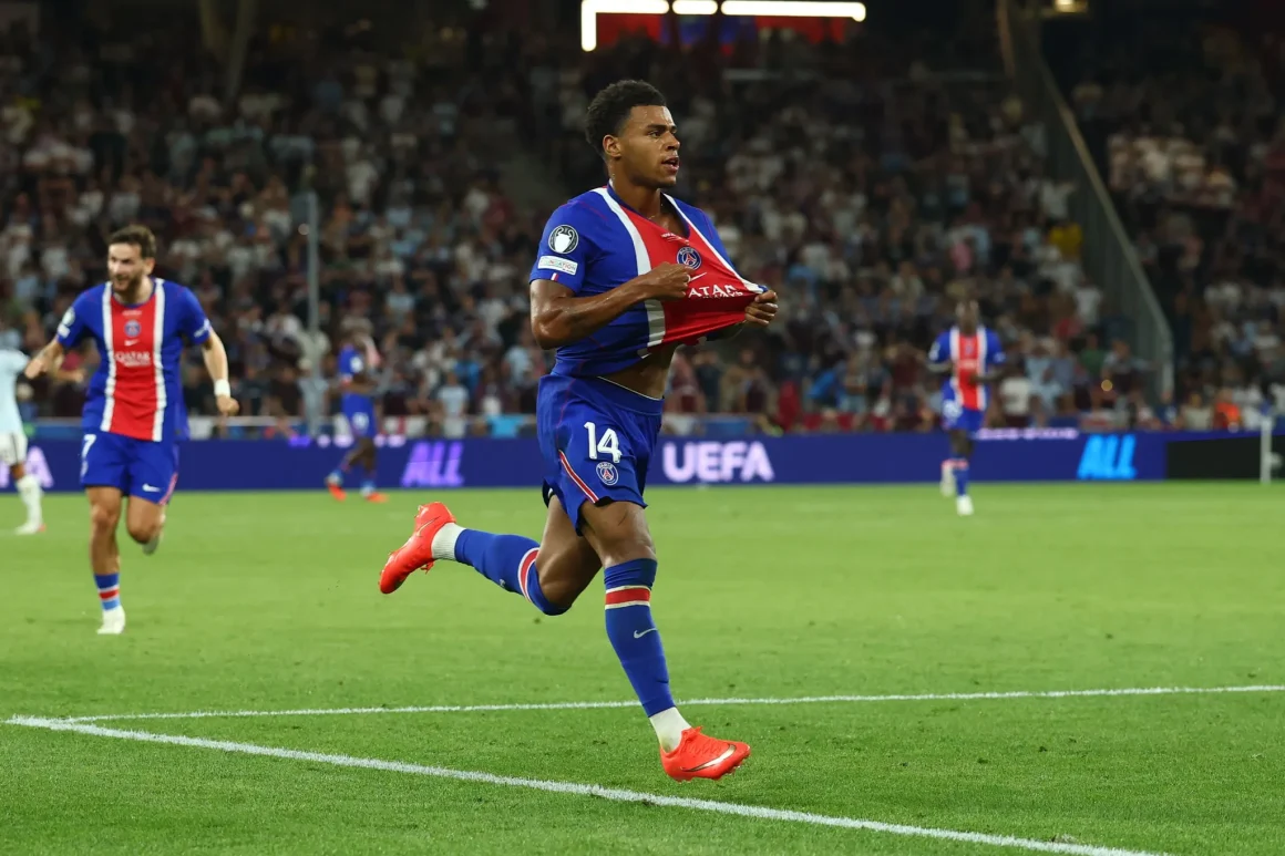 Le PSG doit jouer son premier match de Ligue 1 à Rennes en raison de problèmes de pelouse