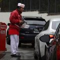 Le débat sur les ‘drives’ en Californie