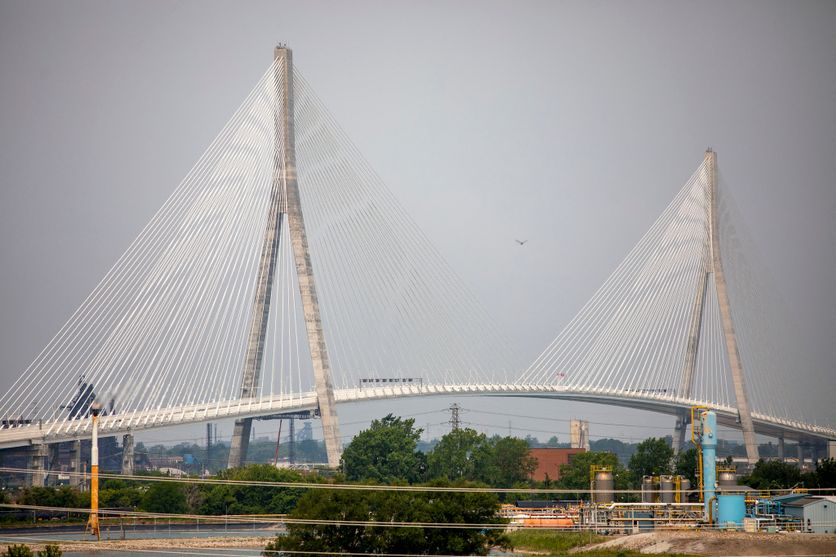 New Gordie Howe Bridge Connecting Detroit To Windsor, Canada Opens Le Pont Gordie Howe, Symbole d’une Relation Complexe