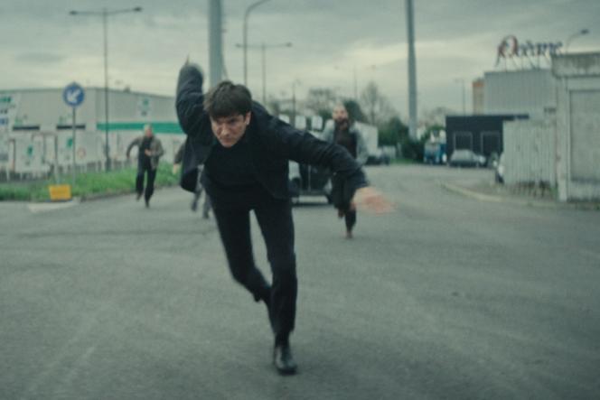 7ac9a154-f86b-4327-bcdb-4820d0316b05 Le Regard sur la Double Culture dans le Cinéma de Hüseyin Aydin Gürsoy