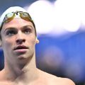 Léon Marchand se Retire de Certaines Épreuves aux Championnats d&rsquo;Europe