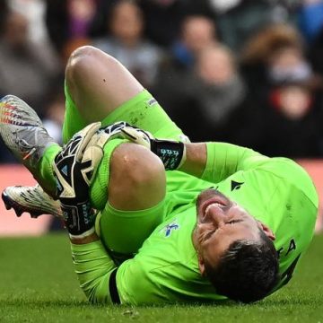 89cd28d2-28db-4531-a34f-3f6d8db87f0d Le football anglais lutte contre les blessures simulées par les gardiens