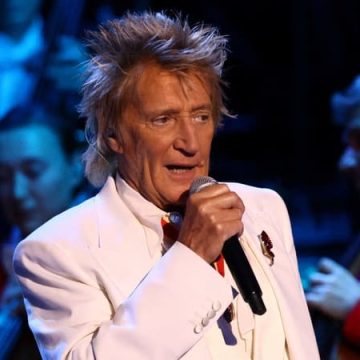 Rod Stewart annule sa tournée aux États-Unis et au Mexique après une opération cardiaque