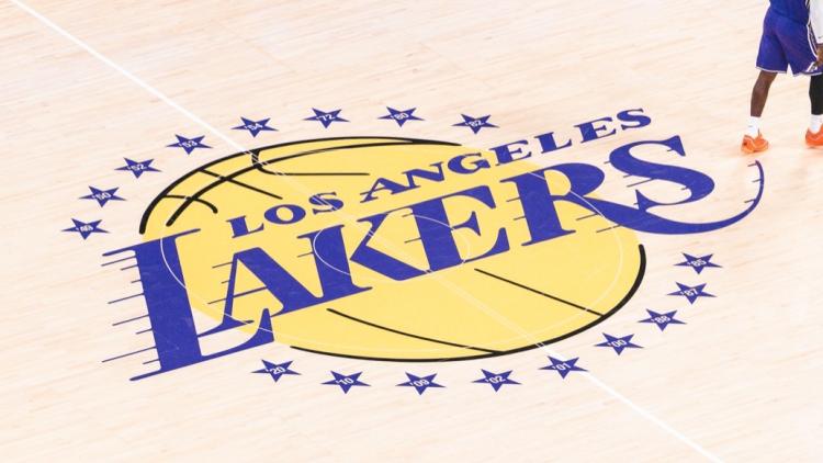 8e9326eb-77ee-436a-a0a7-80a0eed568a4 Les Lakers vendus pour un montant record