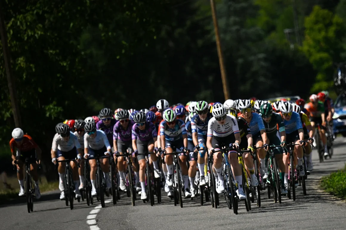 Demi Vollering remporte le Tour de France Femmes 2026, une édition marquée par un engouement croissant