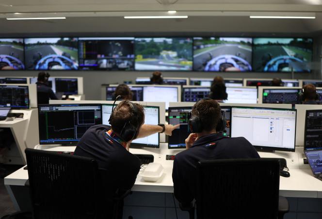 a9bbf23c-36f7-4bf9-a89b-e87c6834643b Dans les coulisses de l’écurie Renault en Formule 1