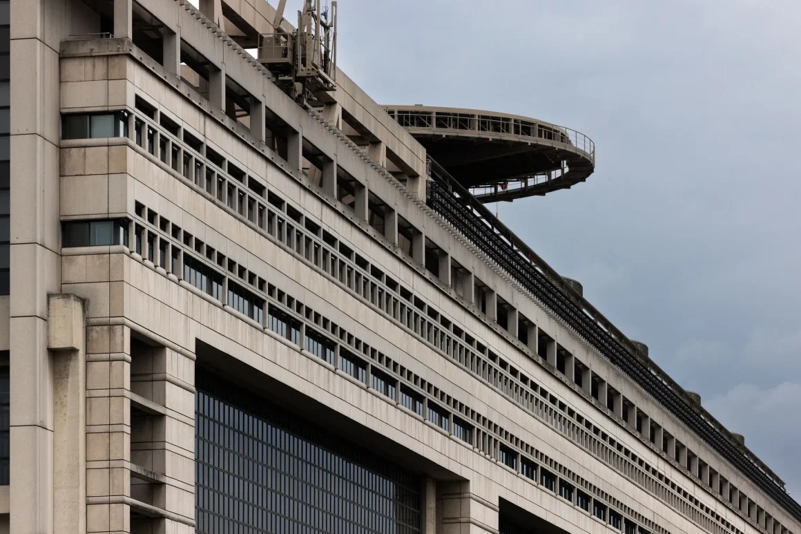 Piratages de Données et Confiance Numérique en France