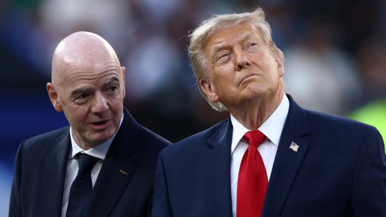 b34cda5a-70a1-40e3-b701-bda7f2d85147 Gianni Infantino : Soutenu par Donald Trump face à la tempête à la Fifa