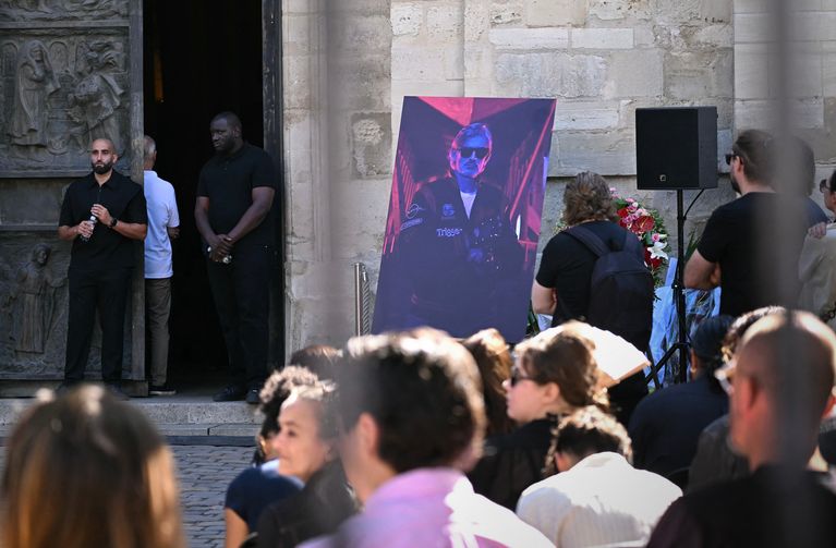 b9a7d378-0cb1-4565-a9e0-a8344c6220da Obsèques de Kavinsky : Un Dernier Hommage à Montmartre