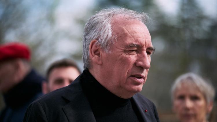 be569e32-4084-428d-b899-c85fcf615c8b François Bayrou alerte sur le danger du duel RN-LFI en 2027