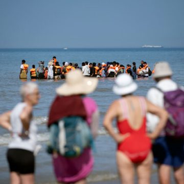 c02387f7-d212-4991-a9be-95e3bb607080 Reportage sur la Côte d’Opale : Migrants et Tensions
