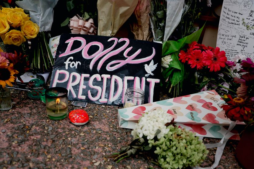 The U.S. Remembers Dolly Parton Dolly Parton : hommage d’une nation unie