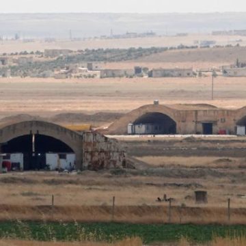 c4f05a47-7a5b-4670-bd03-25855b22d9fd Israël frappe une base syrienne en Idlib