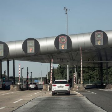 Un jeune Soudanais perdu après avoir tenté de rejoindre l&rsquo;Angleterre à partir d&rsquo;un camion en France