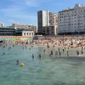 Baignade interdite à la plage des Catalans à Marseille en raison de pollution