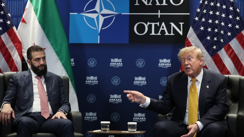 d99a8f77-b9b2-42ca-a75c-8180c323eff9 Les États-Unis retirent la Syrie de la liste de soutien au terrorisme