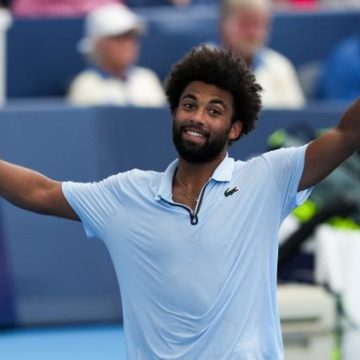 Arthur Fils se rapproche de l&rsquo;élite du tennis mondial