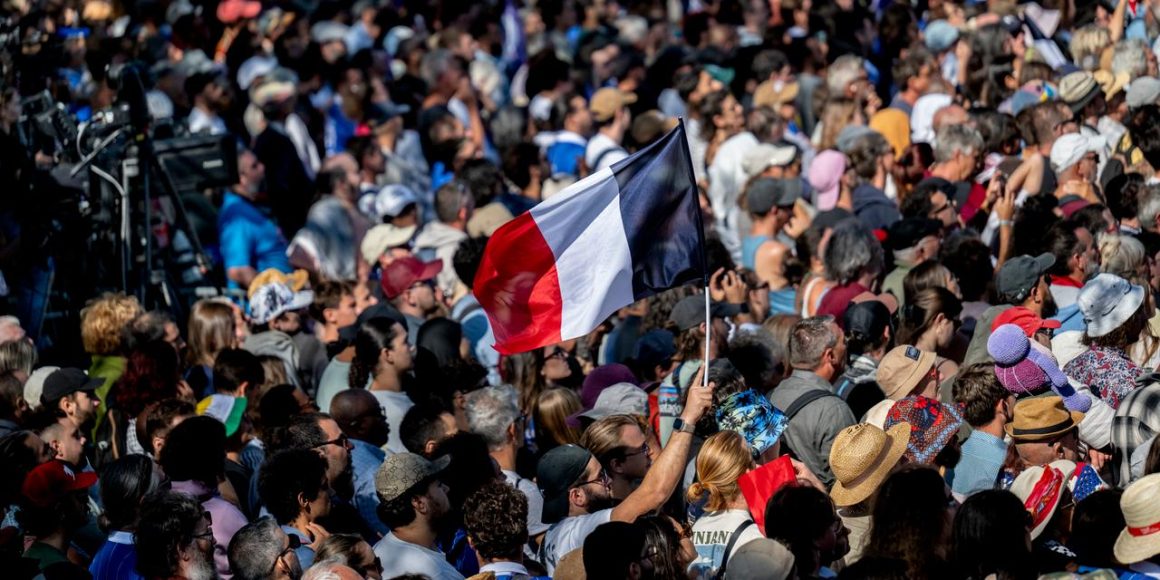 Les tensions au sein de la gauche française en vue de l&rsquo;élection présidentielle 2027