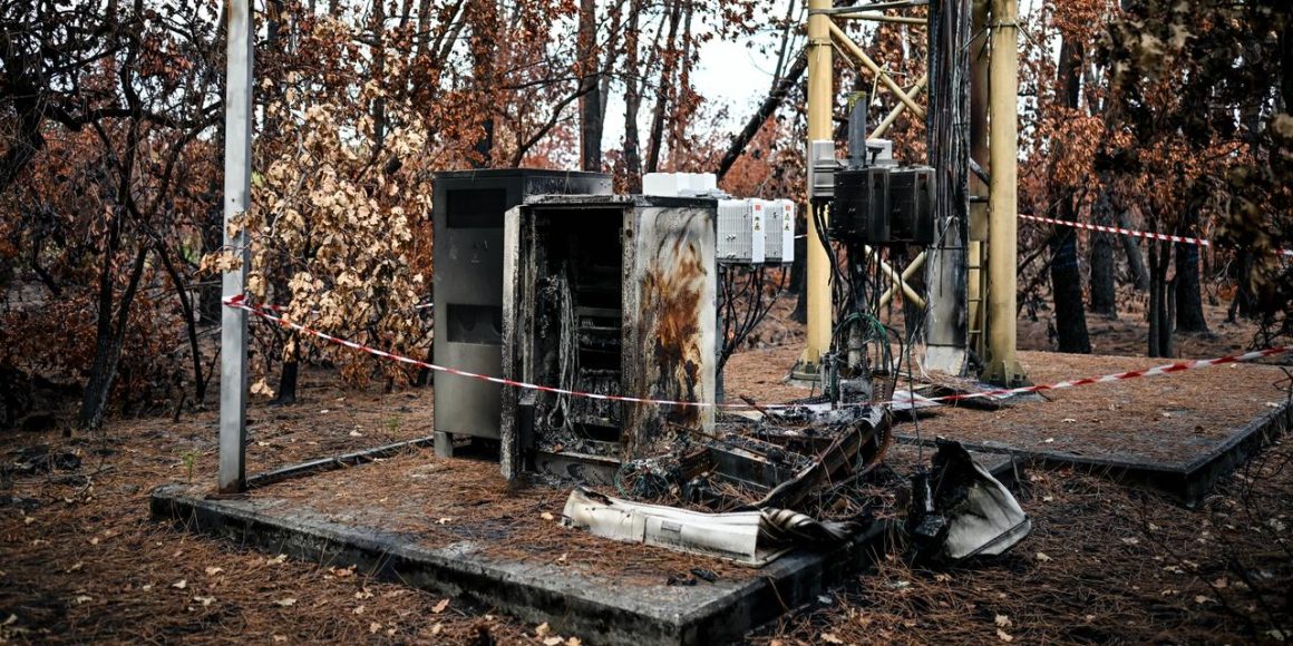 e0f77212-a81f-4dd7-9b3c-7ad20439e7b4 Les dégâts causés par le mégafeu de Saumos sur les infrastructures télécoms