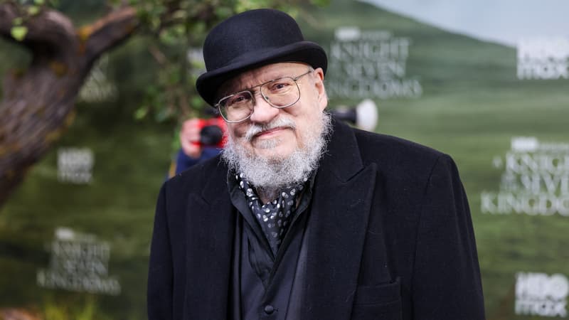 e1eb2c92-0b5f-4686-8fe8-d70180fbd585 George R. R. Martin partage ses réflexions sur une année difficile