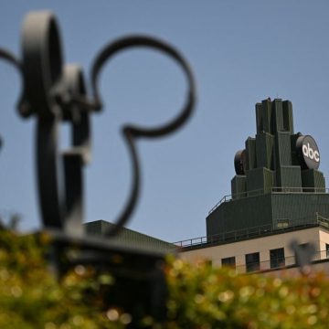 La chaîne ABC attaque l&rsquo;administration Trump pour la menace sur ses licences