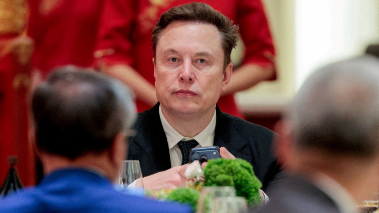 f5970e1d-0ad6-4456-b360-c865fd496afa Tensions entre Elon Musk et Marine Tondelier