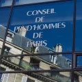 Une administration discrète sous le feu des projecteurs : Les services du Premier ministre en France
