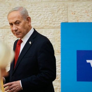 Pressions politiques et révélations : Benjamin Netanyahu à nouveau sous les feux des projecteurs