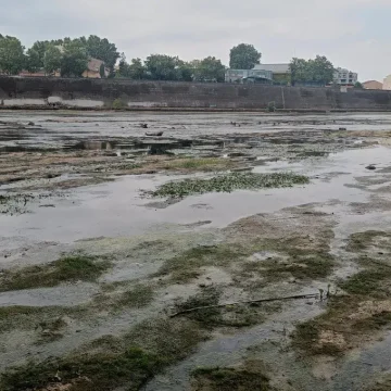 0ffca31c-e11f-4d9e-ad59-fe7a7c62b6af La crise de l’eau de la Garonne : impacts et solutions face au changement climatique
