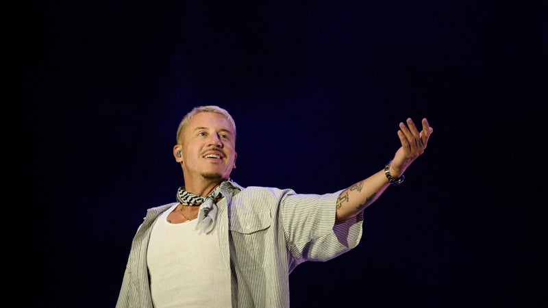 14acc3fe-c049-4480-aea8-4a62a1598f10 Macklemore exprime son soutien à la Palestine