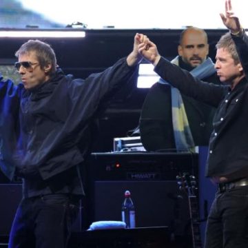 Les Frères Gallagher Envisagent un Retour sur Scène