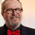 Quête du nouveau James Bond : Gary Oldman soutient Jack Lowden