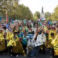 Manifestations pour le climat en France après un été de chaleur record