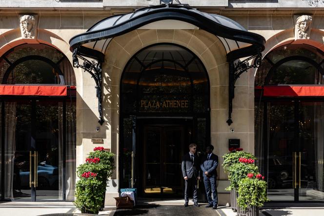 2d139e85-3ba3-4d3f-a171-62d60f7d3275 Vol audacieux au Plaza Athénée visant un homme d’affaires malien