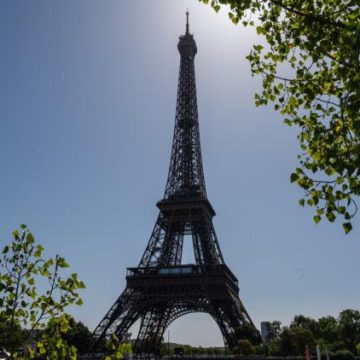 30ddf165-82c0-41db-be7b-0f43f2f64c0e Rouverte de la tour Eiffel après une grève