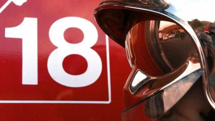 32bd1cbd-ddc5-442b-9ceb-ca232c2604c1 Dramatique incendie sur l’A13 : une femme enceinte et son enfant périssent