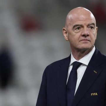 La confrontation entre la FIFA et l&rsquo;UEFA s&rsquo;intensifie