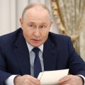 Le président russe Poutine signe un nouveau décret augmentant les forces armées