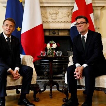 430395b5-40ed-463b-94a8-b53067e10af8 La reconduction de l’accord migratoire : enjeu majeur entre France et Royaume-Uni